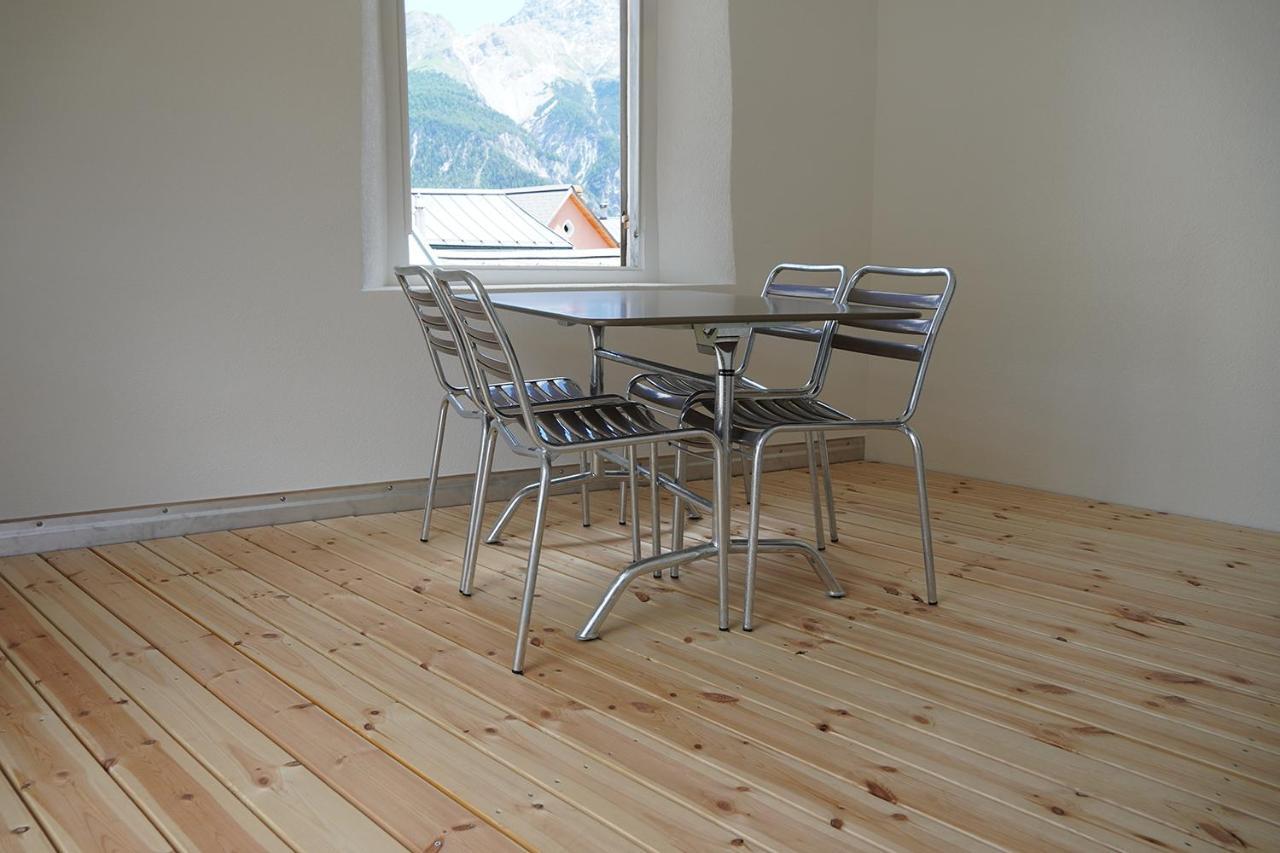 Chasa Fent, Sent Scuol Im Engadin Lägenhet Exteriör bild