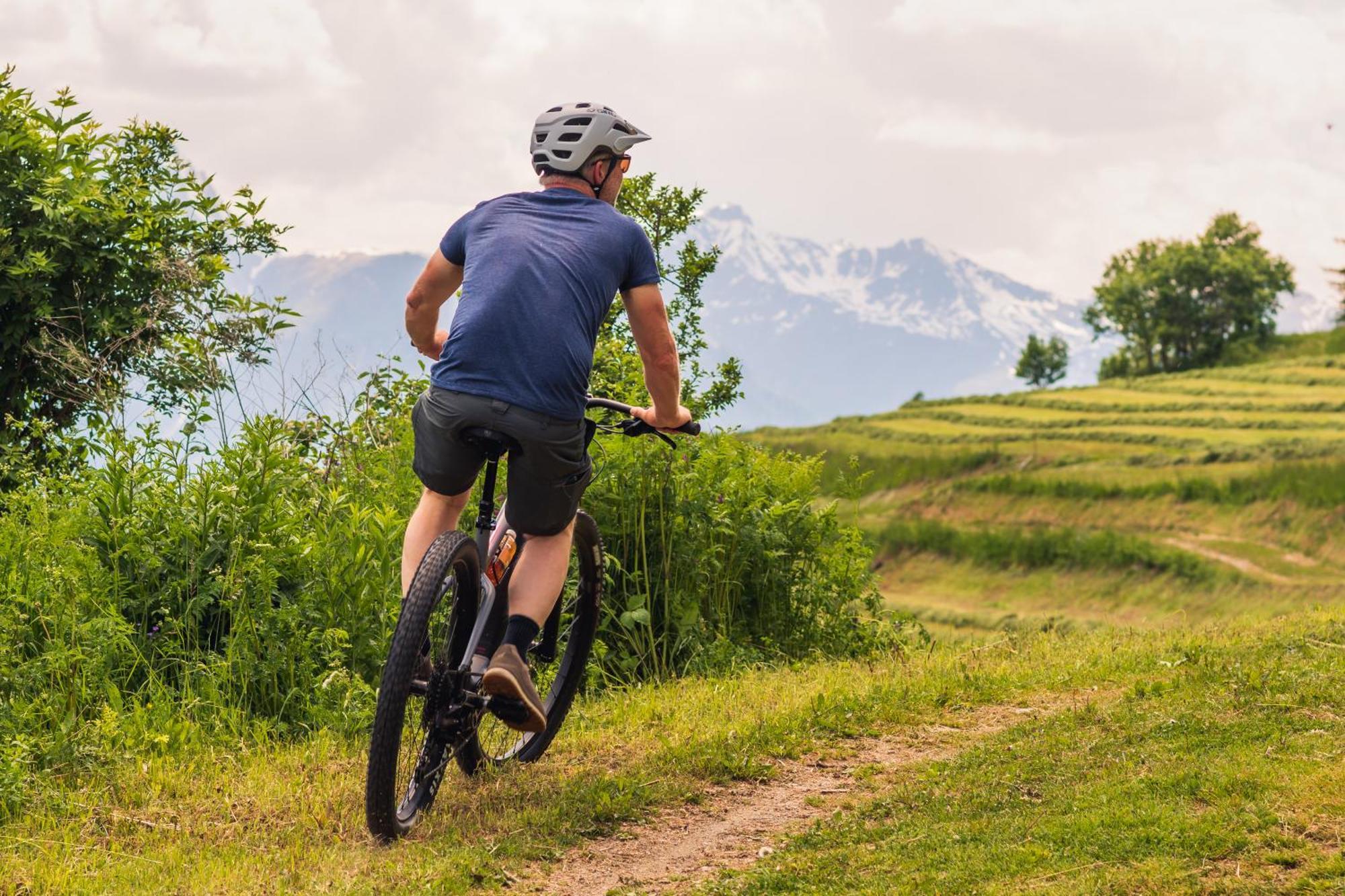 Chasa Fent, Sent Scuol Im Engadin Lägenhet Exteriör bild